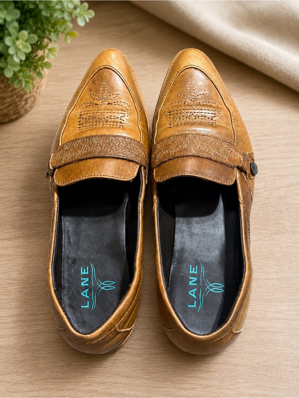 LANE Women's Cognac Leather Slip-On Loafers